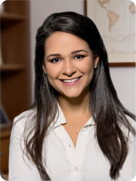 Dra. Laís Maria